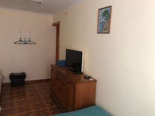 Хостелы Homey Hostel Минск Классический трехместный номер-1
